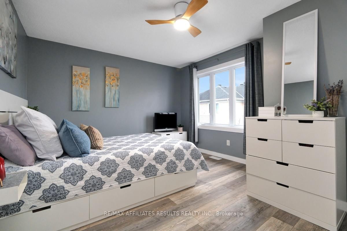 78 Songbird Private • Ottawa, ON photo 28