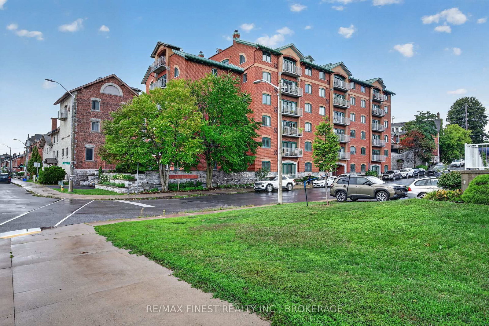 2 Bay Street • #302 • Kingston, ON photo 1