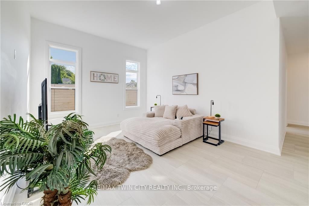 149 WOOLWICH Street • Waterloo, ON photo 24