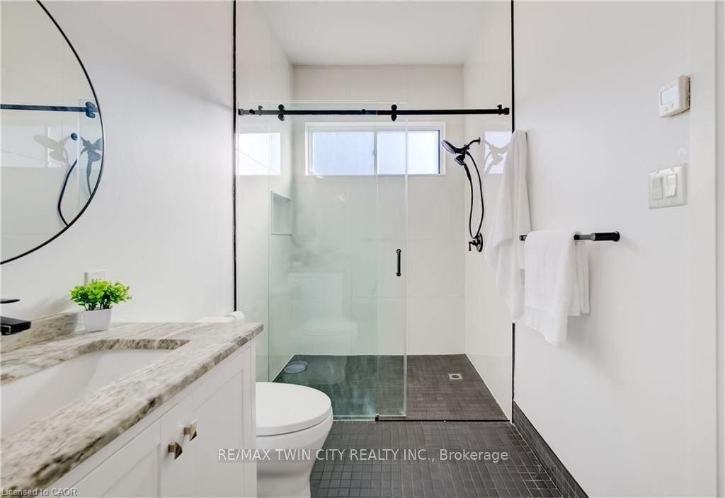 149 WOOLWICH Street • Waterloo, ON photo 29
