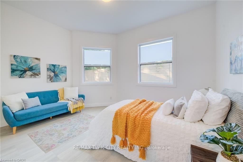 149 WOOLWICH Street • Waterloo, ON photo 33