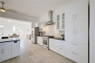 149 WOOLWICH Street • Waterloo, ON photo 9