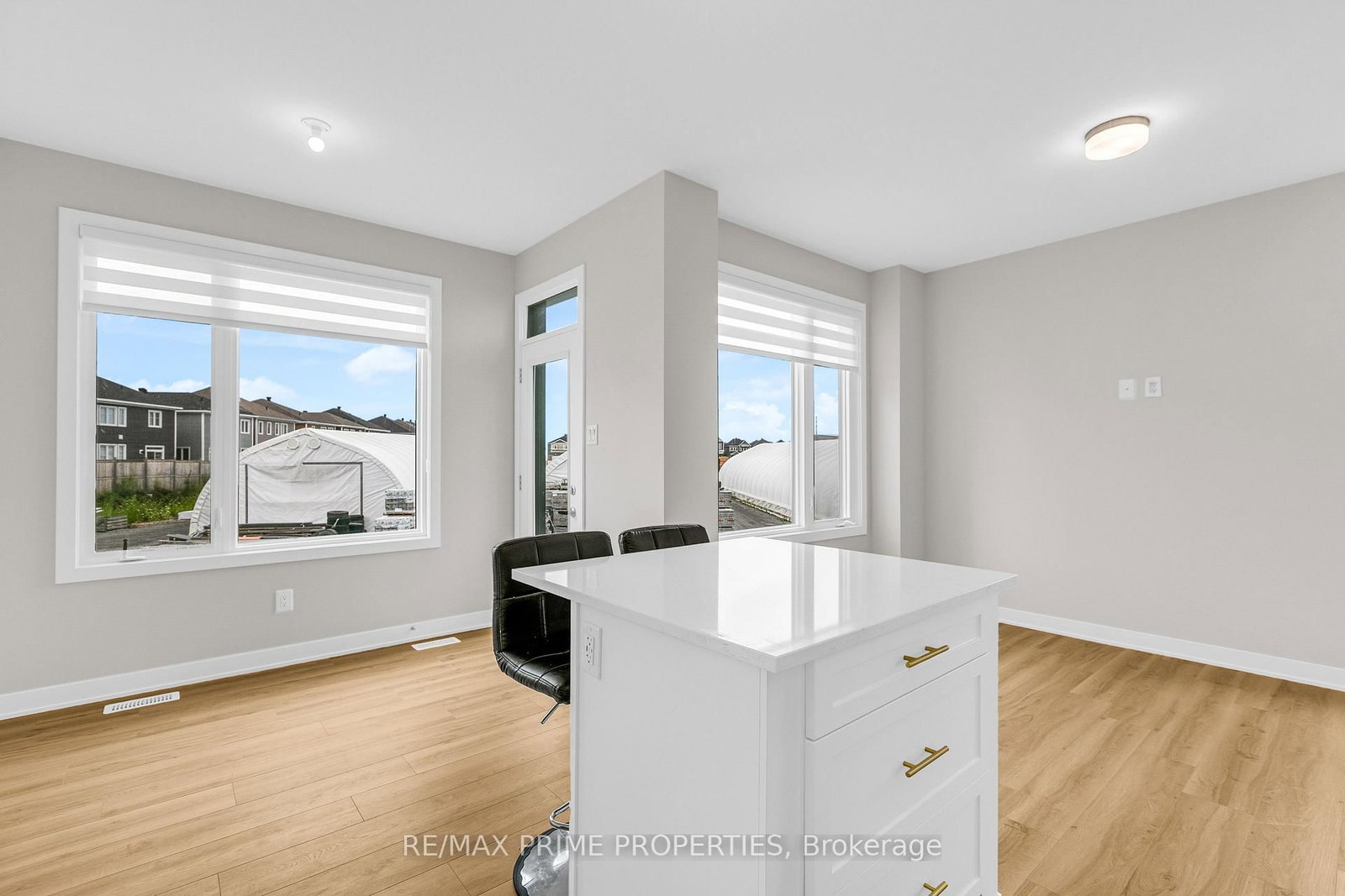745 Haflinger Row • Richmond, ON photo 15