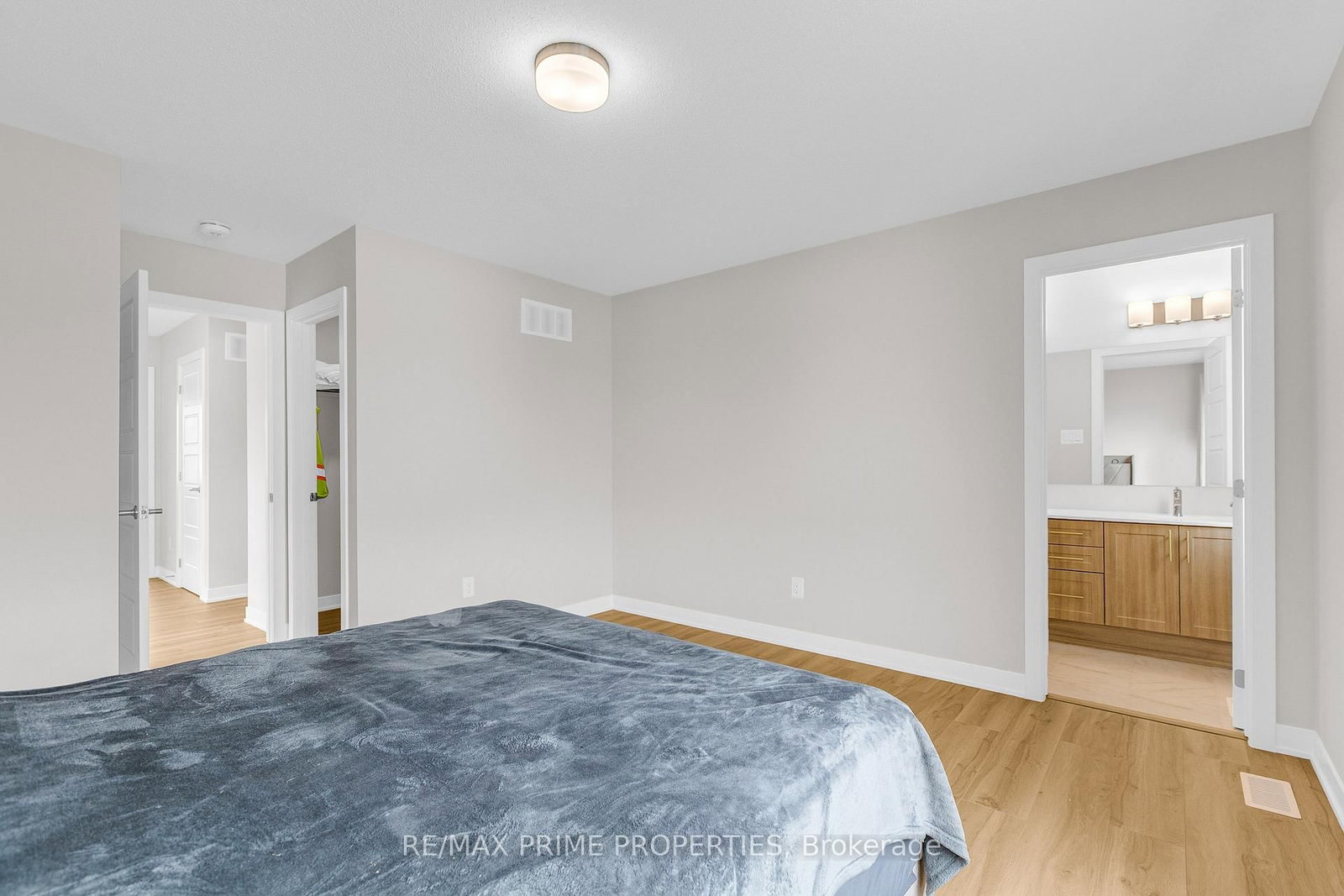 745 Haflinger Row • Richmond, ON photo 22