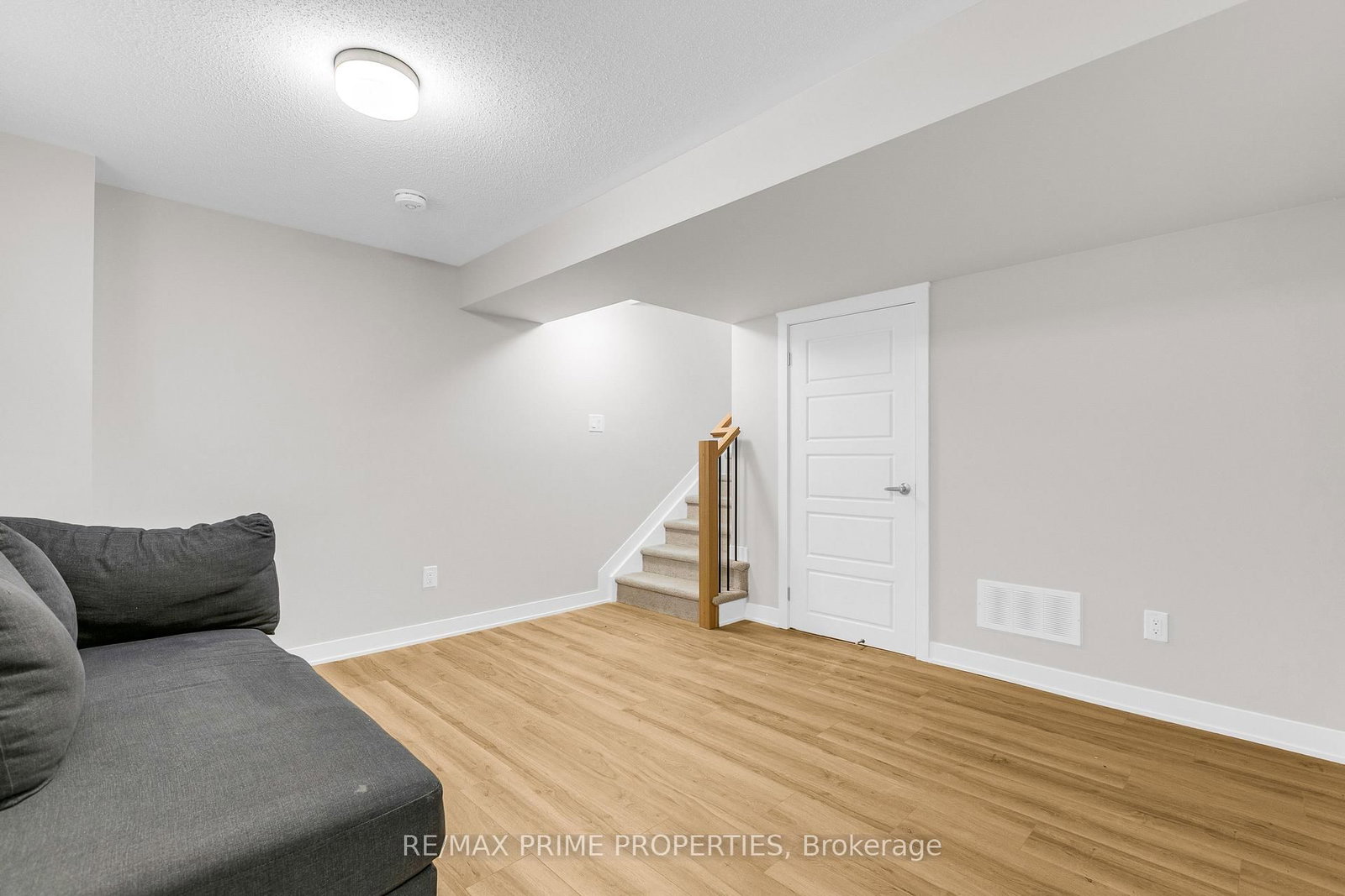 745 Haflinger Row • Richmond, ON photo 34