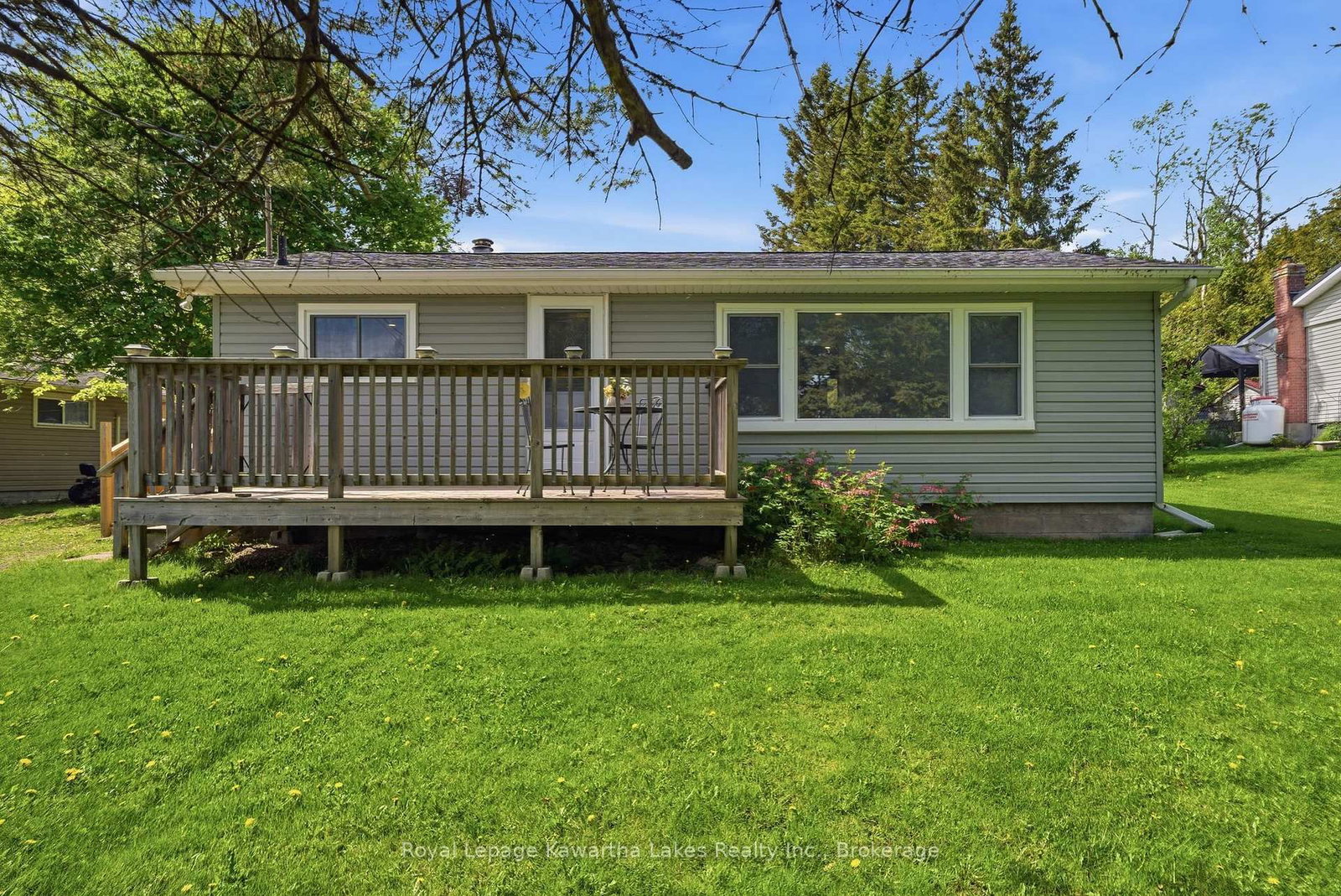 16 Marilyn Crescent • Kawartha Lakes, ON photo 8