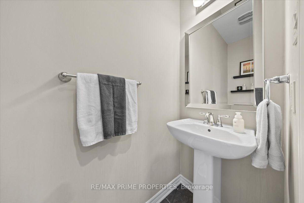 350 Sweetfern Crescent • Ottawa, ON photo 22