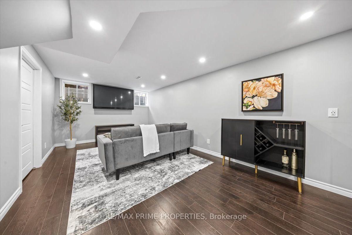 350 Sweetfern Crescent • Ottawa, ON photo 39