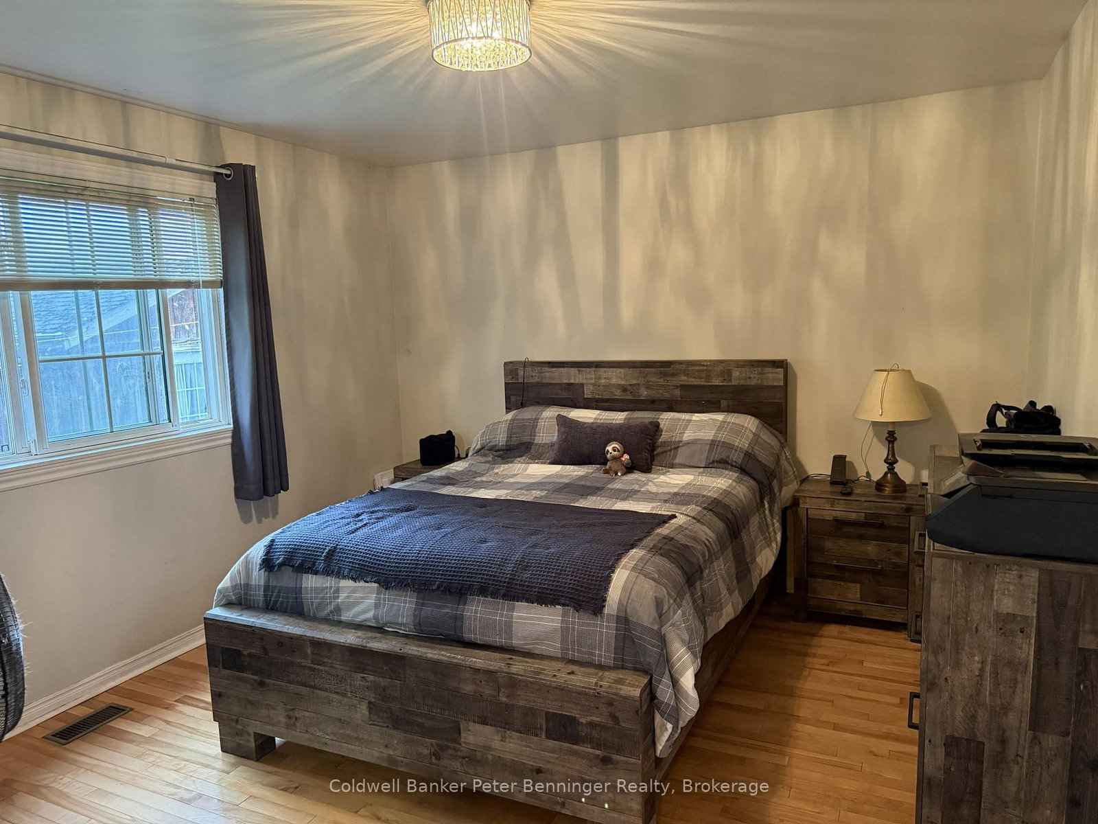 672 21st Avenue • Hanover, ON photo 8