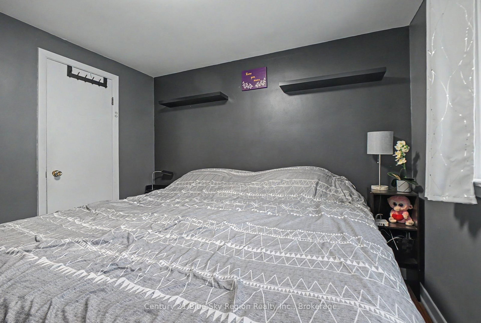 328 Mckenzie Avenue • North Bay, ON photo 17