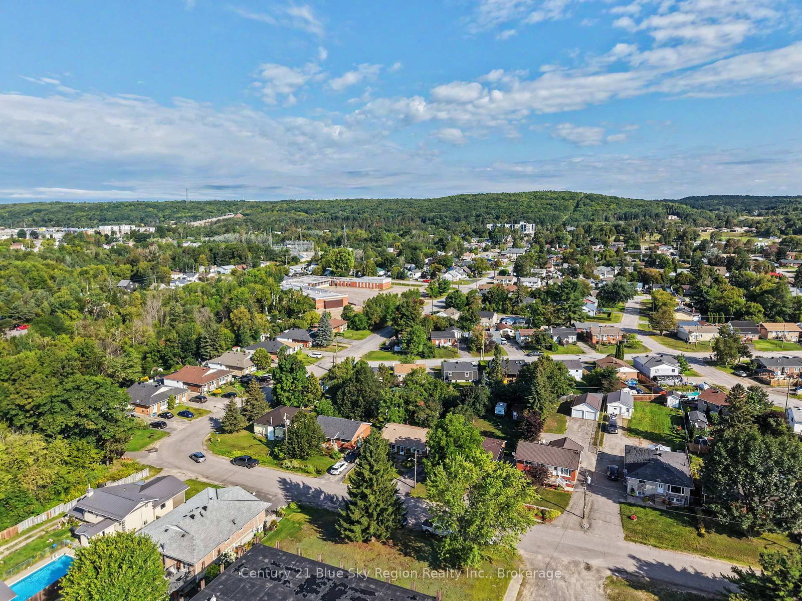328 Mckenzie Avenue • North Bay, ON photo 38