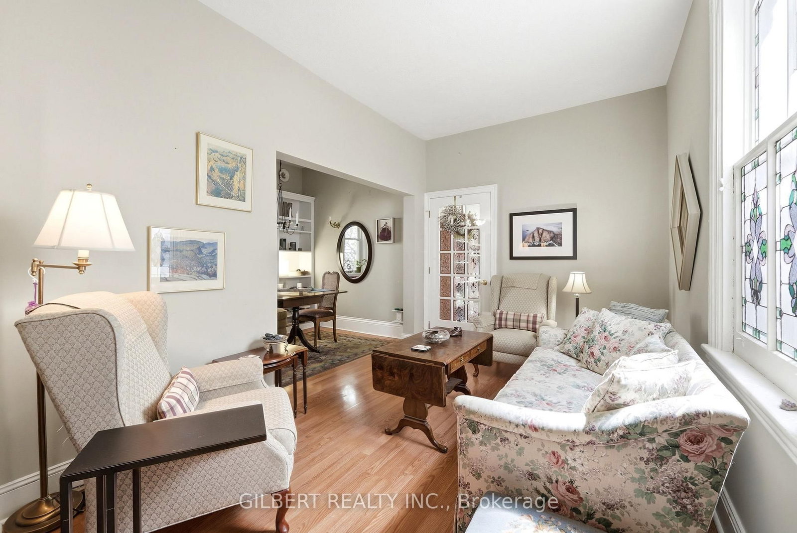 367 Charlton Avenue W • Hamilton, ON photo 3