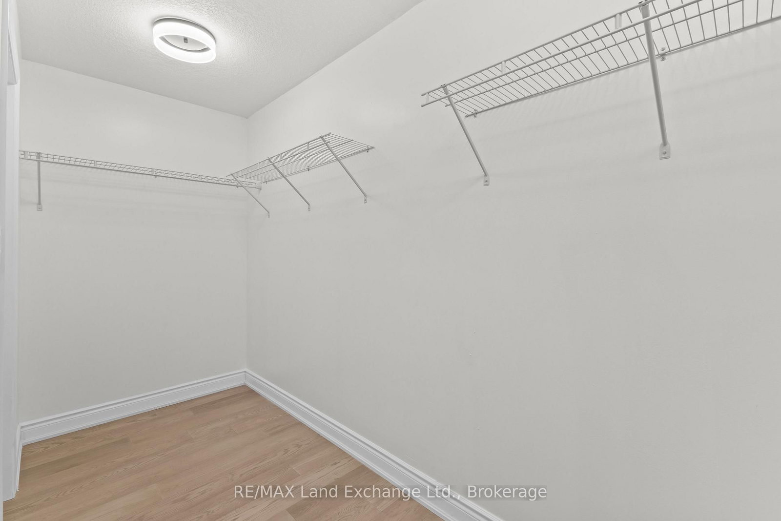 849 Sumpton Street • Saugeen Shores, ON photo 28