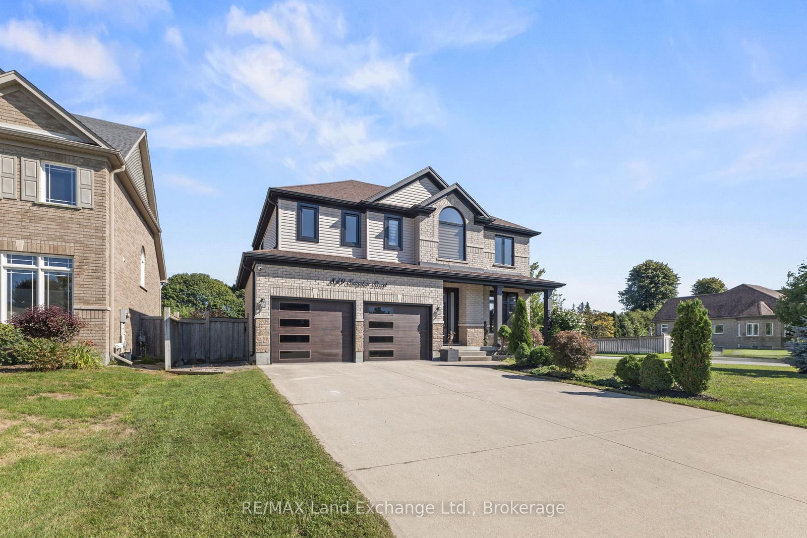 849 Sumpton Street • Saugeen Shores, ON photo 4