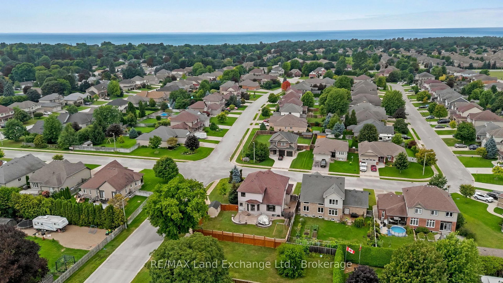 849 Sumpton Street • Saugeen Shores, ON photo 5