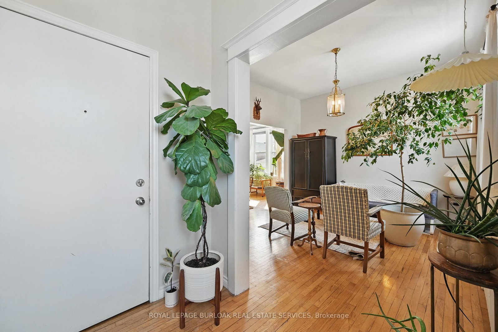 55 Barton Street W • Hamilton, ON photo 3
