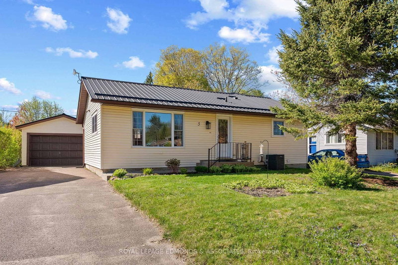 5 Lasalle Drive