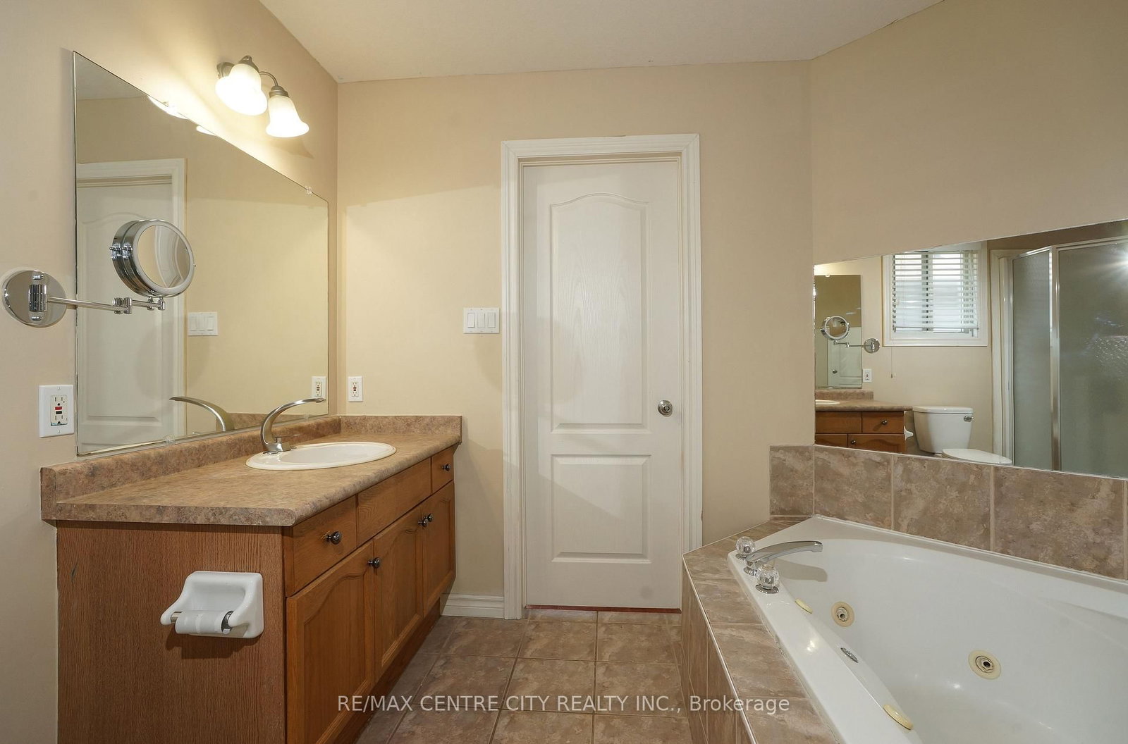 742 Marigold Street • London North, ON photo 15