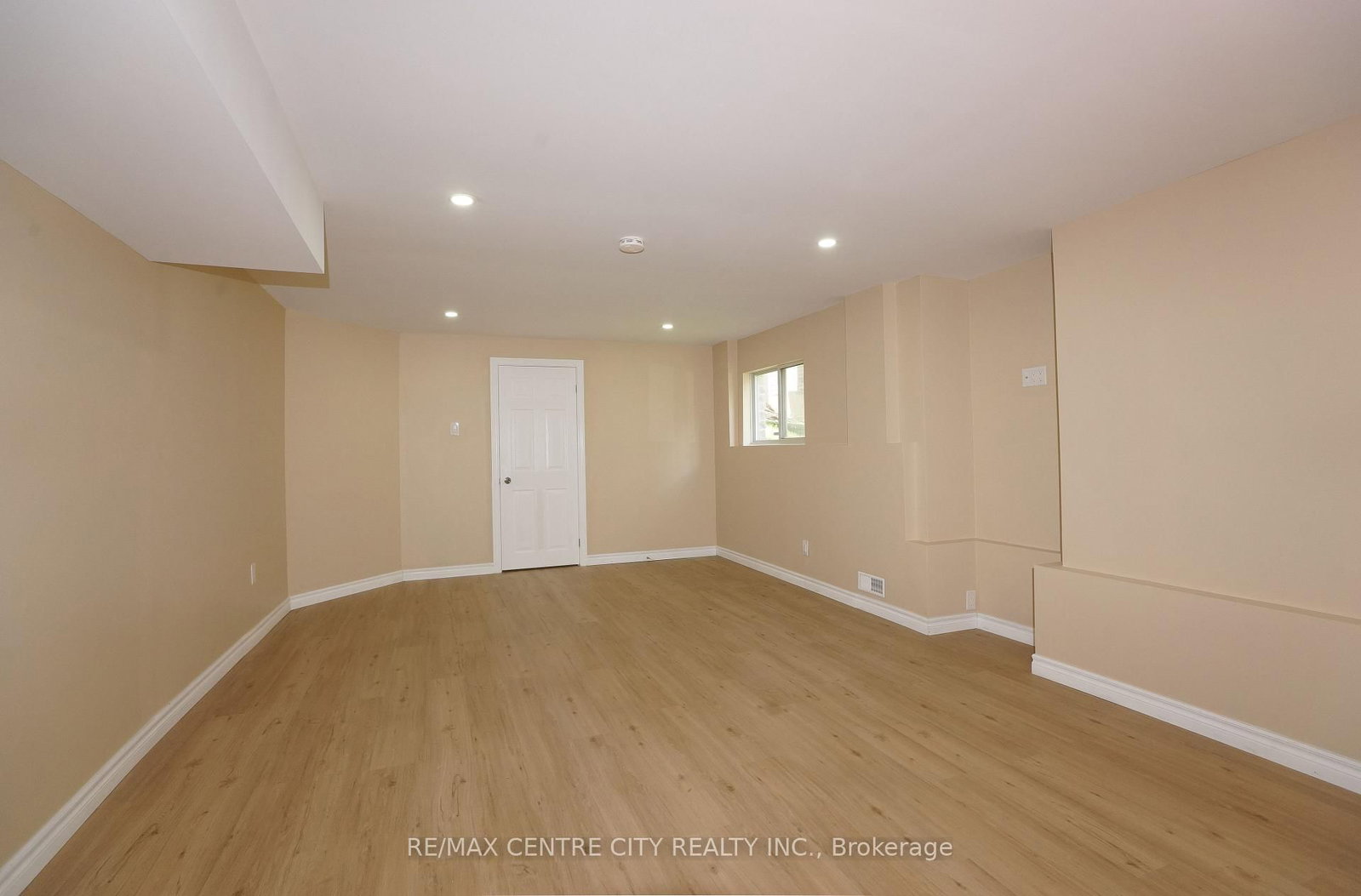 742 Marigold Street • London North, ON photo 26