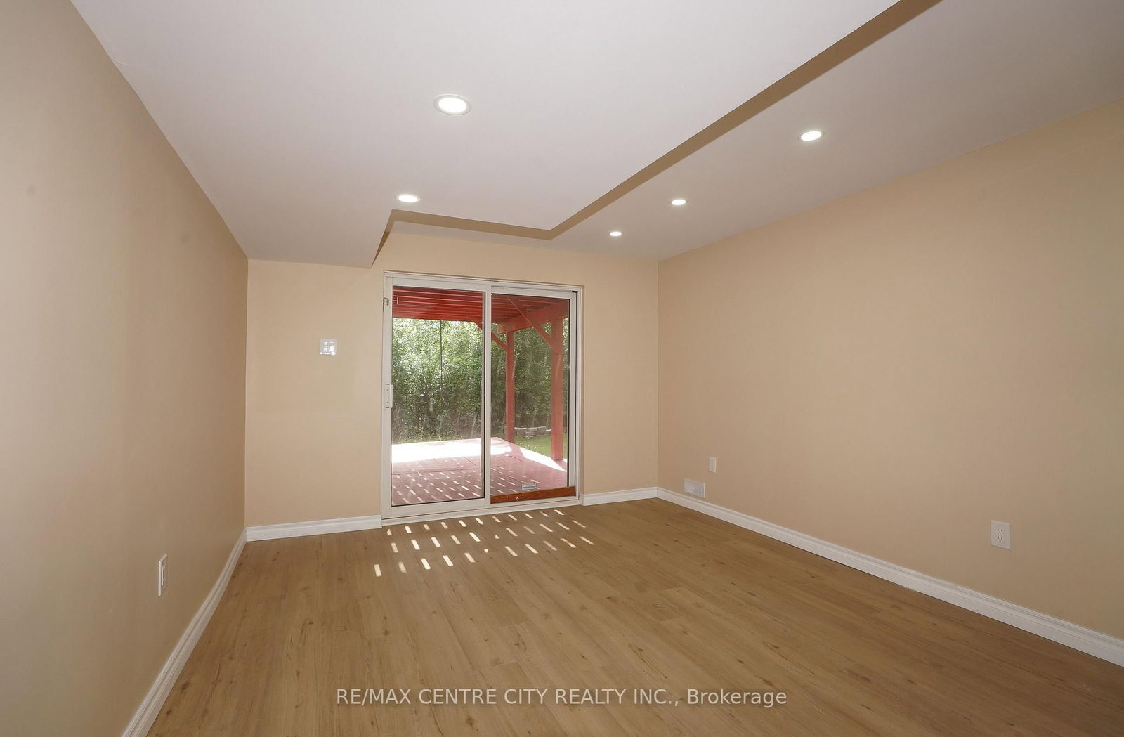 742 Marigold Street • London North, ON photo 27