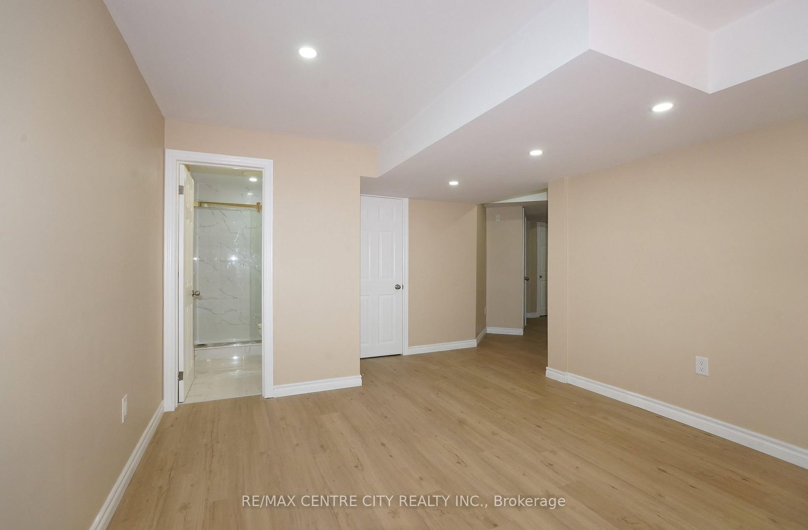 742 Marigold Street • London North, ON photo 29