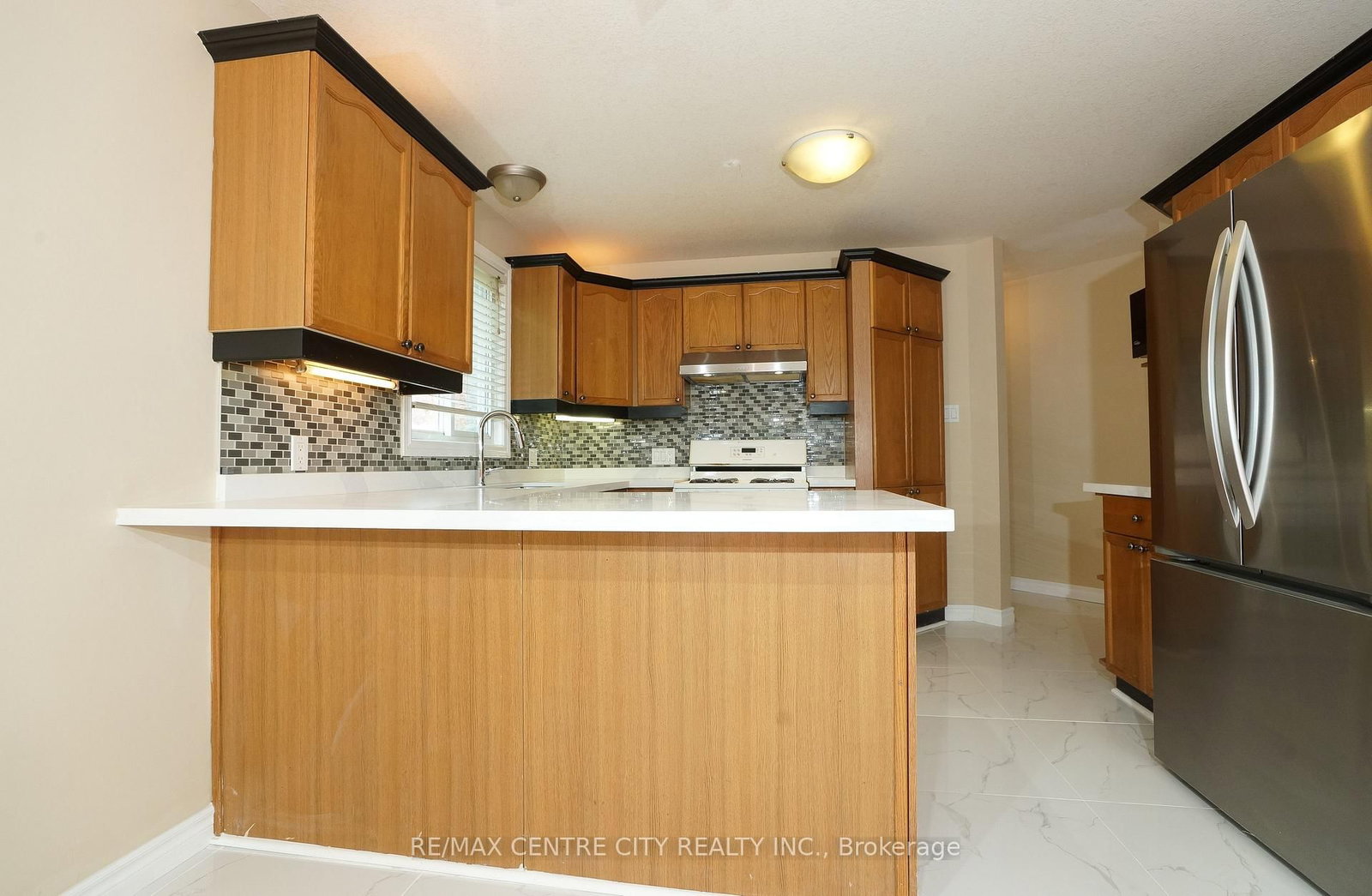742 Marigold Street • London North, ON photo 5