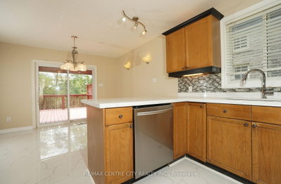 742 Marigold Street • London North, ON photo 6