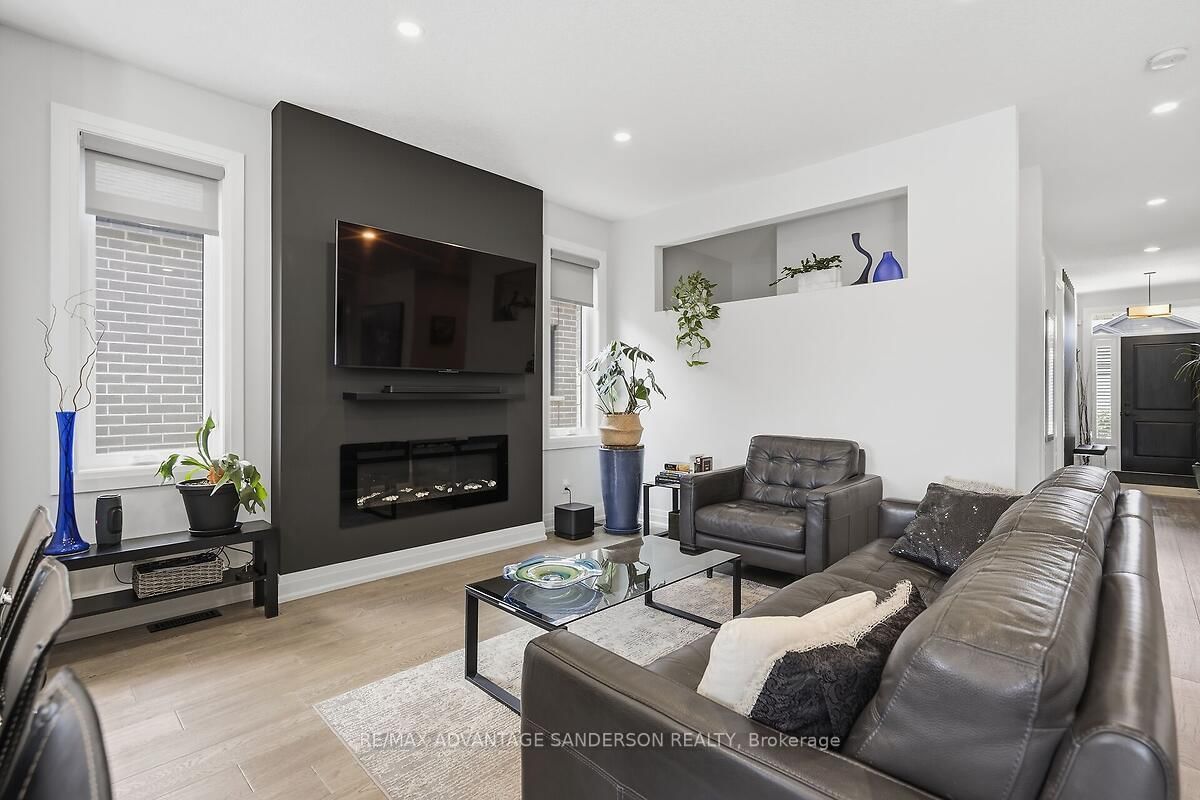 383 Daventry Way • #26 • Middlesex Centre, ON photo 17