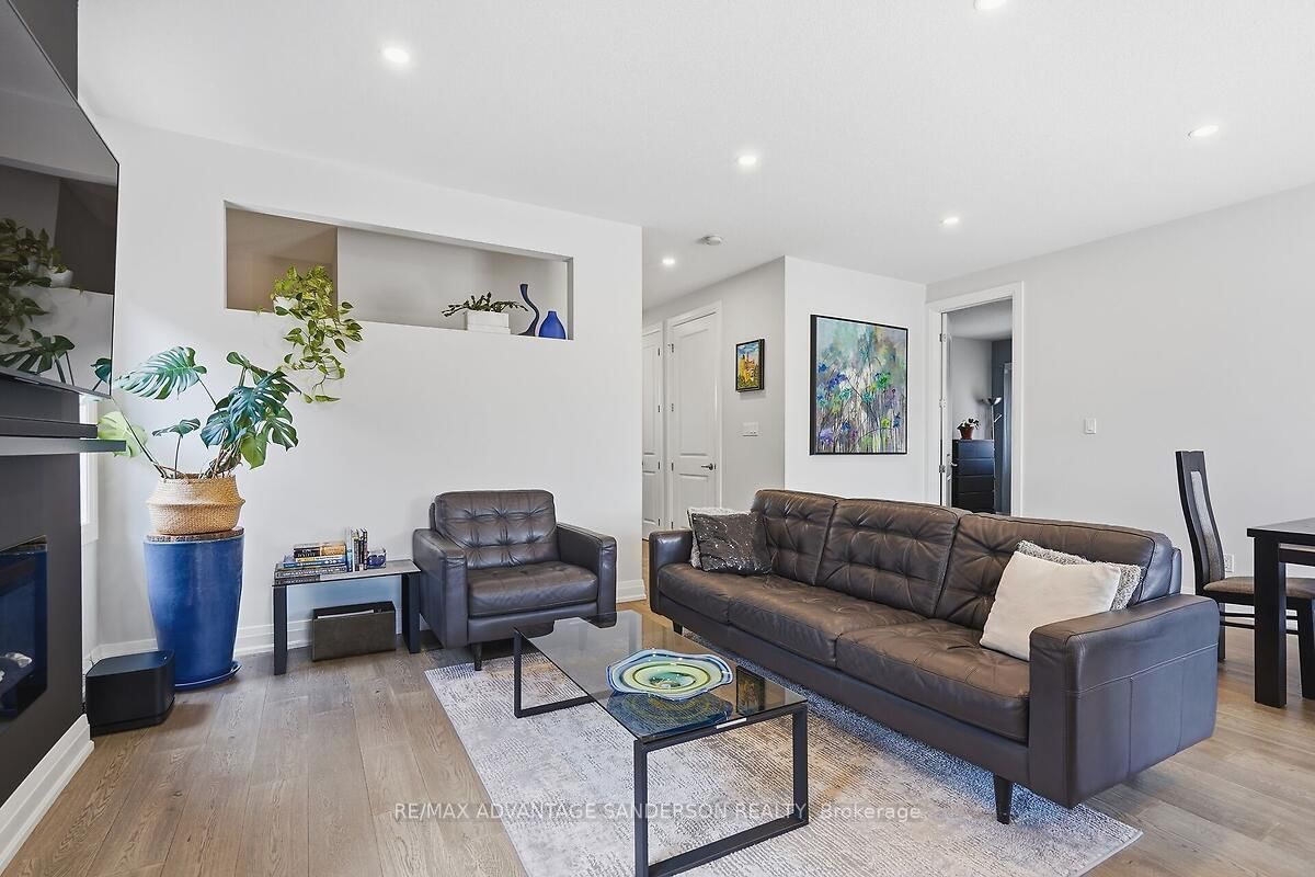 383 Daventry Way • #26 • Middlesex Centre, ON photo 18