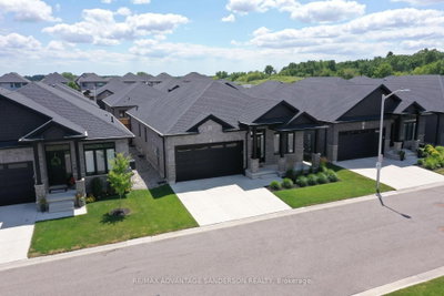 383 Daventry Way • #26 • Middlesex Centre, ON photo 3