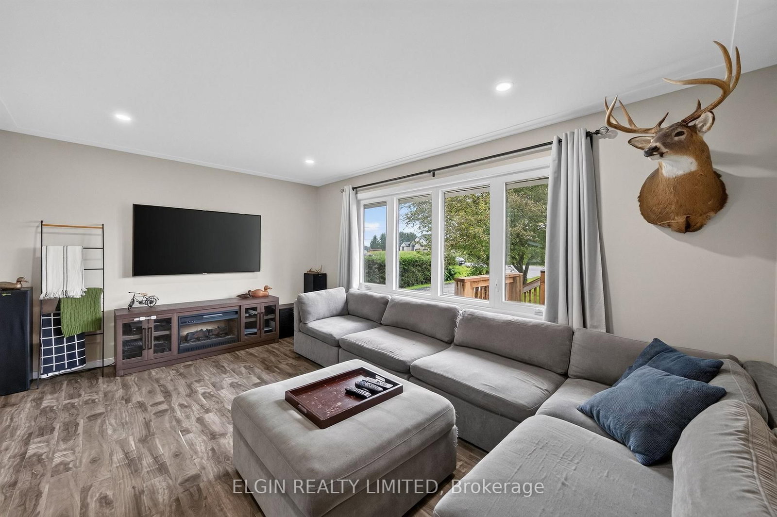 5846 FAIRVIEW Road • Central Elgin, ON photo 23