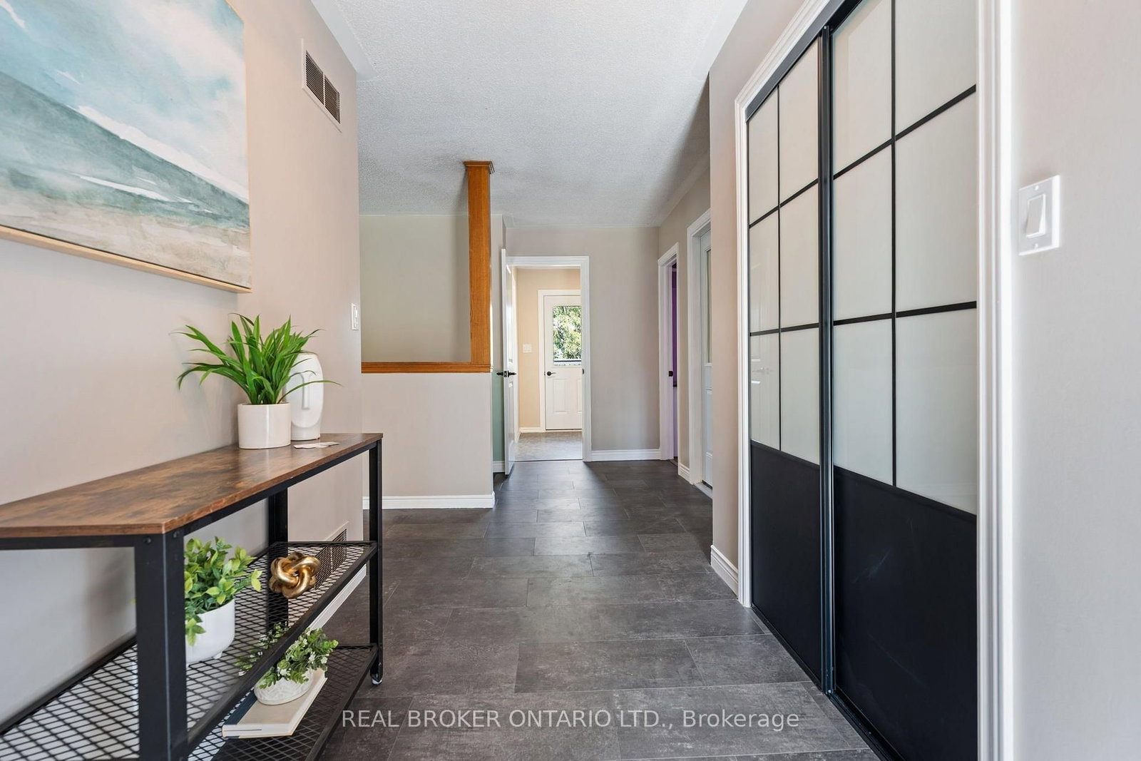 553 NORFOLK COUNTY ROAD 21 • Norfolk, ON photo 4