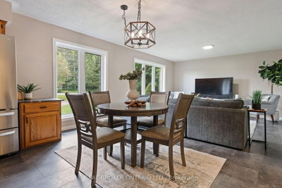 553 NORFOLK COUNTY ROAD 21 • Norfolk, ON photo 8