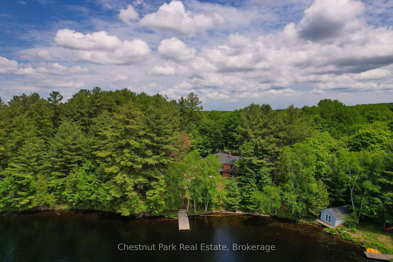 652 North Waseosa Lake Road • Huntsville, ON photo 1