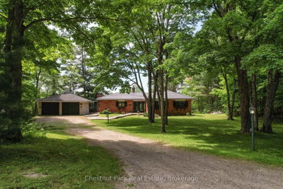 652 North Waseosa Lake Road • Huntsville, ON photo 3