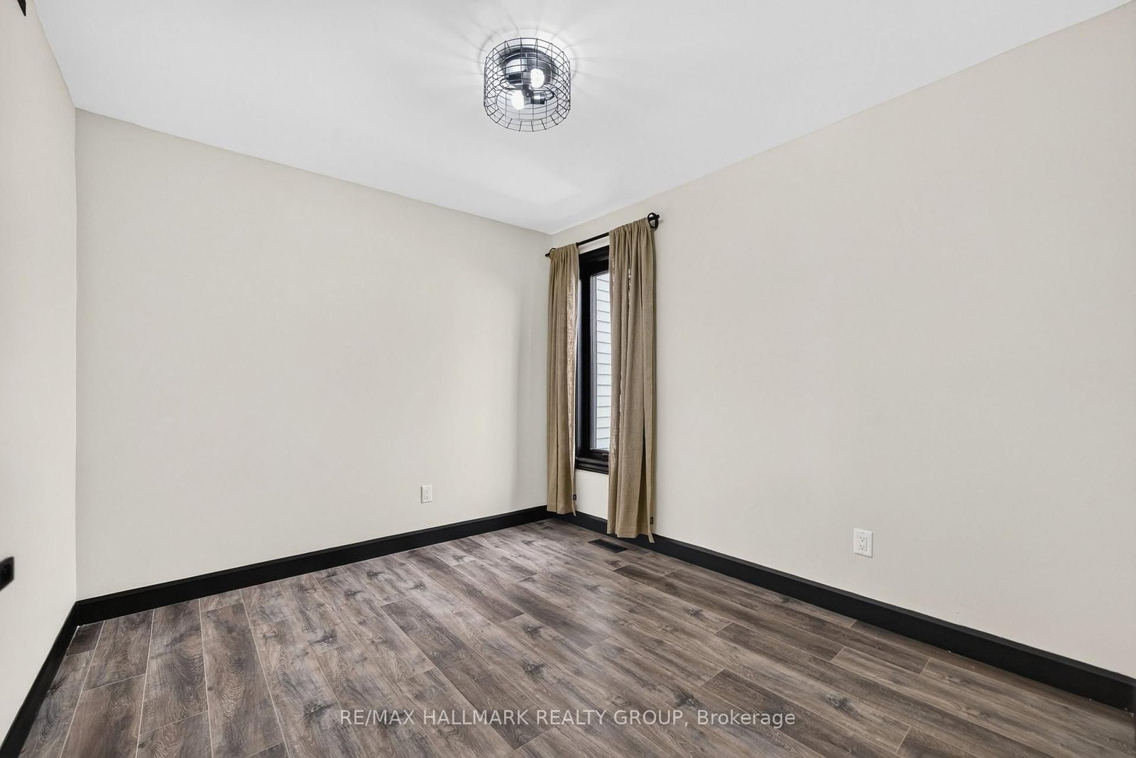 1647 Boyer Road • Ottawa, ON photo 26