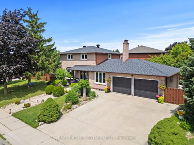 87 Monte Drive • Hamilton, ON photo 2