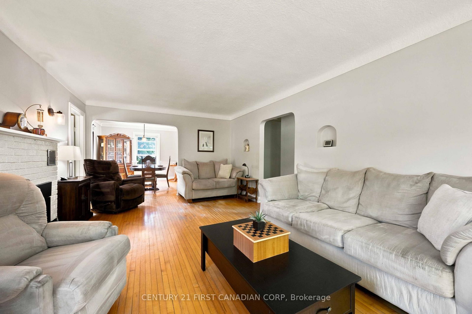 1027 London Road • Sarnia, ON photo 11