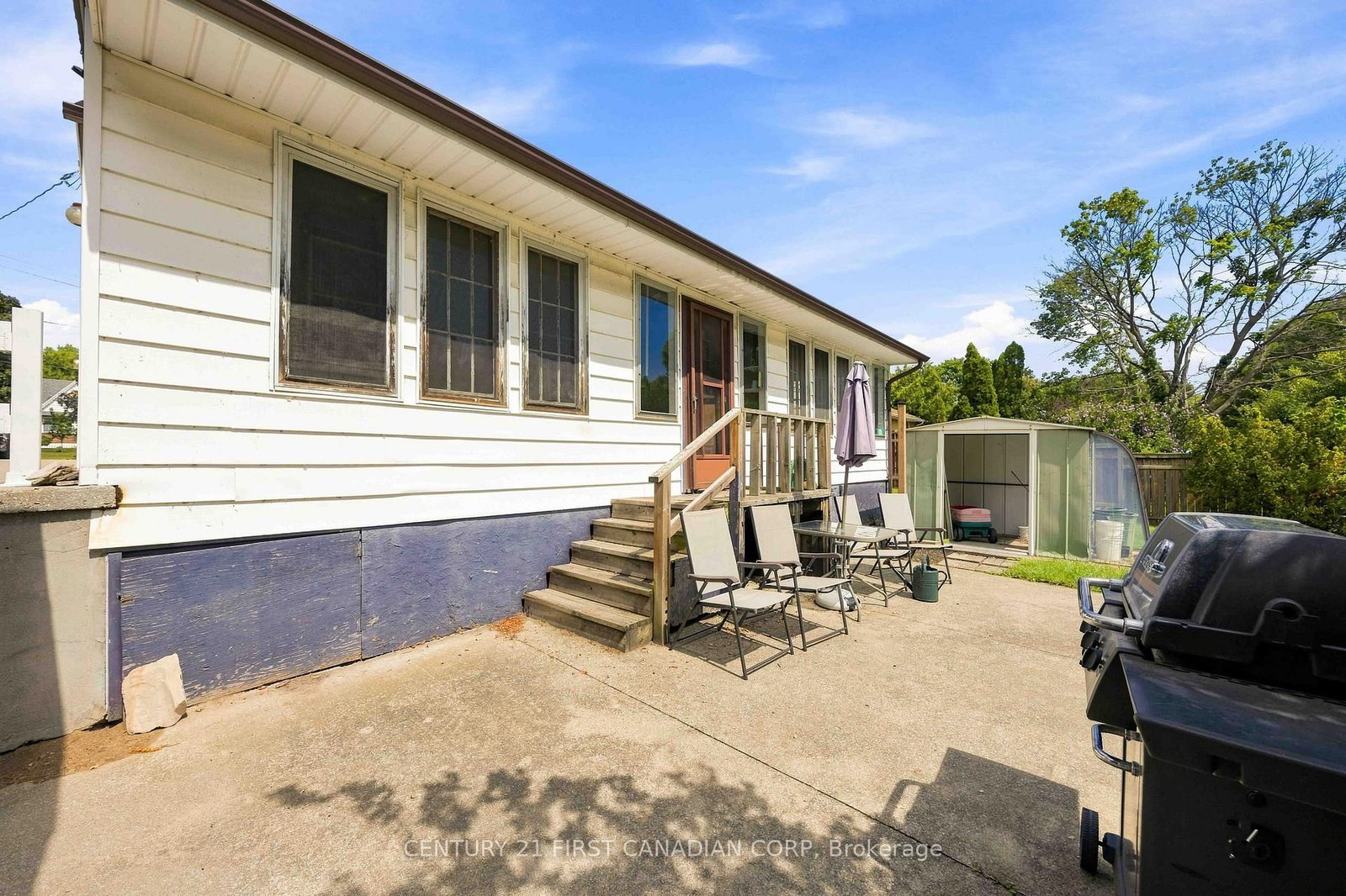 1027 London Road • Sarnia, ON photo 33