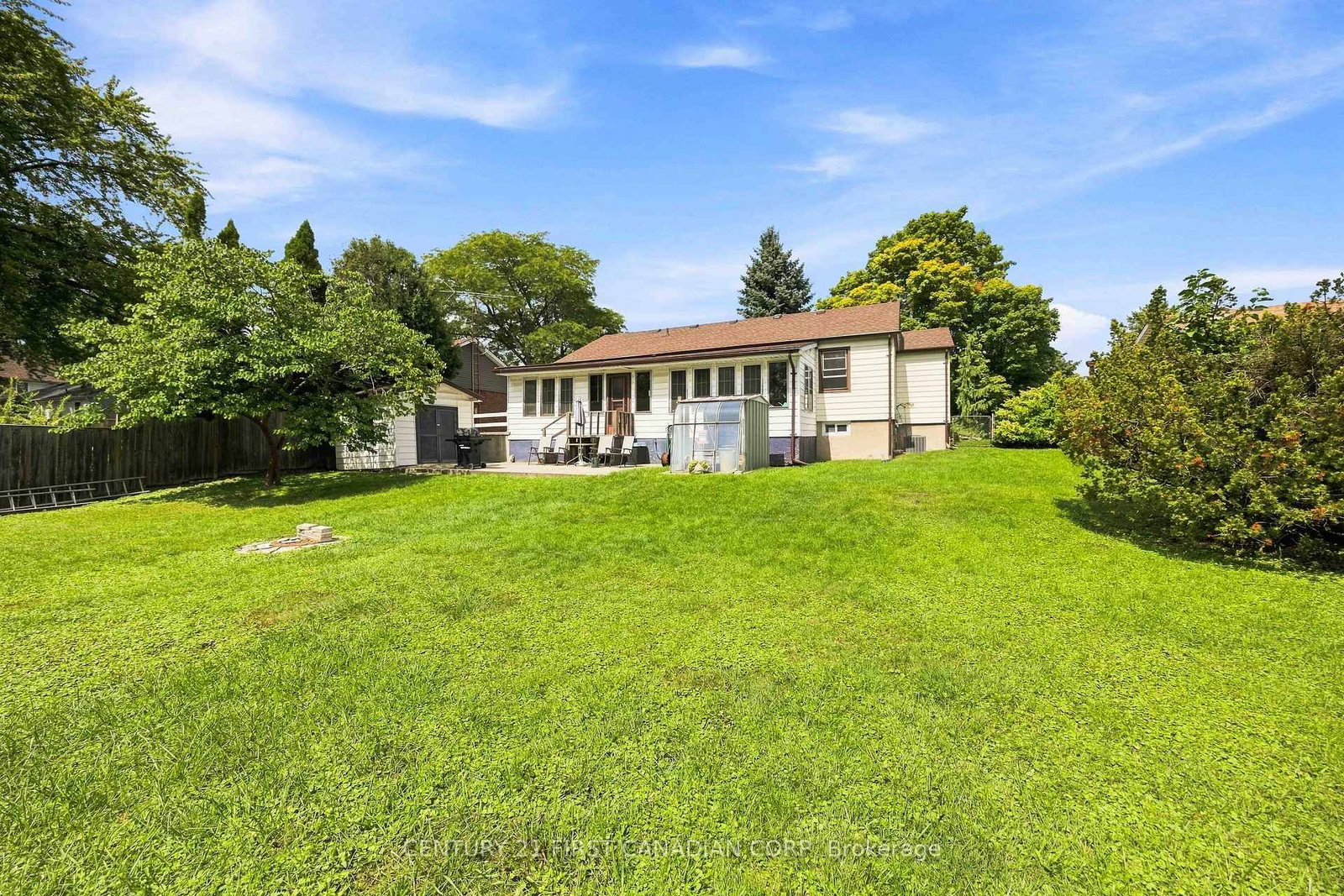 1027 London Road • Sarnia, ON photo 36