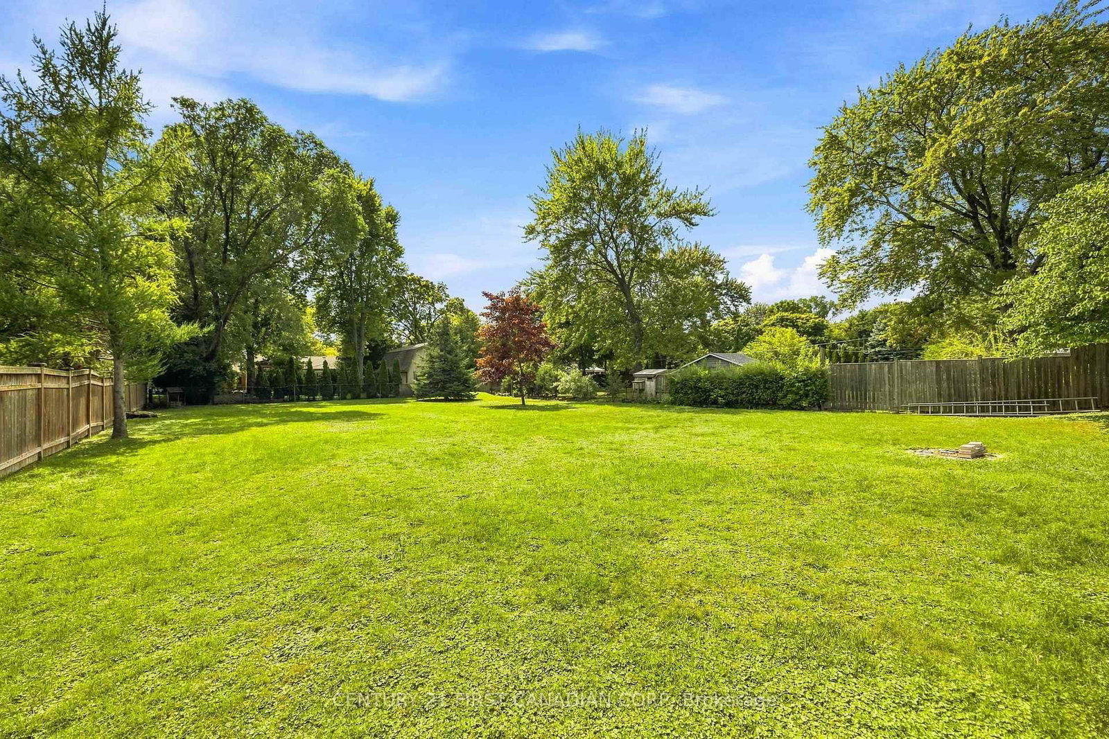 1027 London Road • Sarnia, ON photo 37