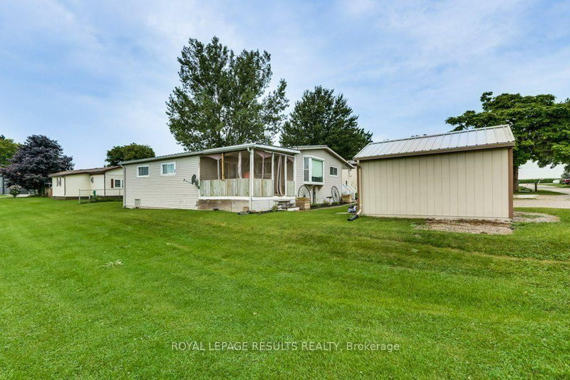 24 Pineview Avenue