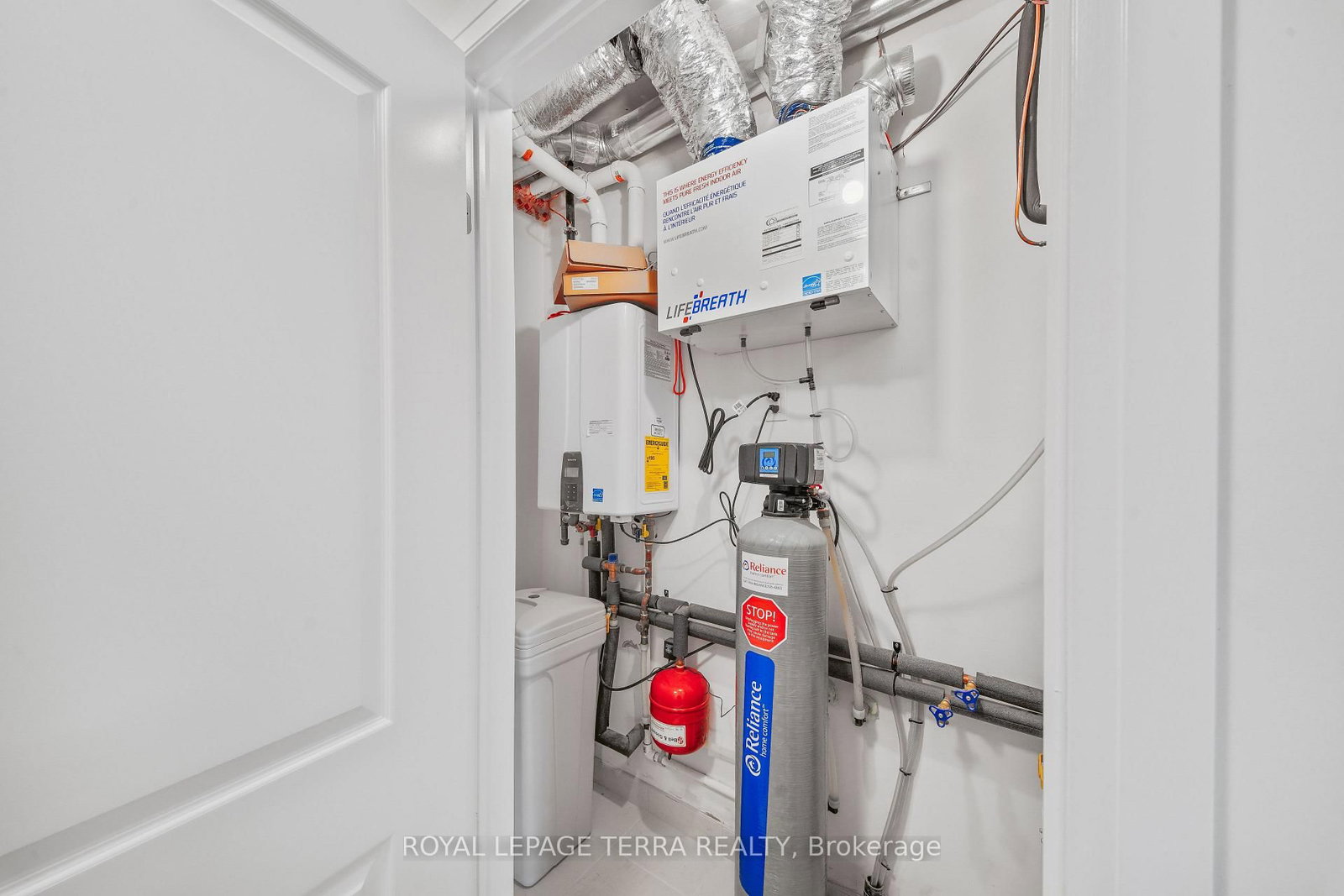 25 Isherwood Avenue • #56 • Cambridge, ON photo 19
