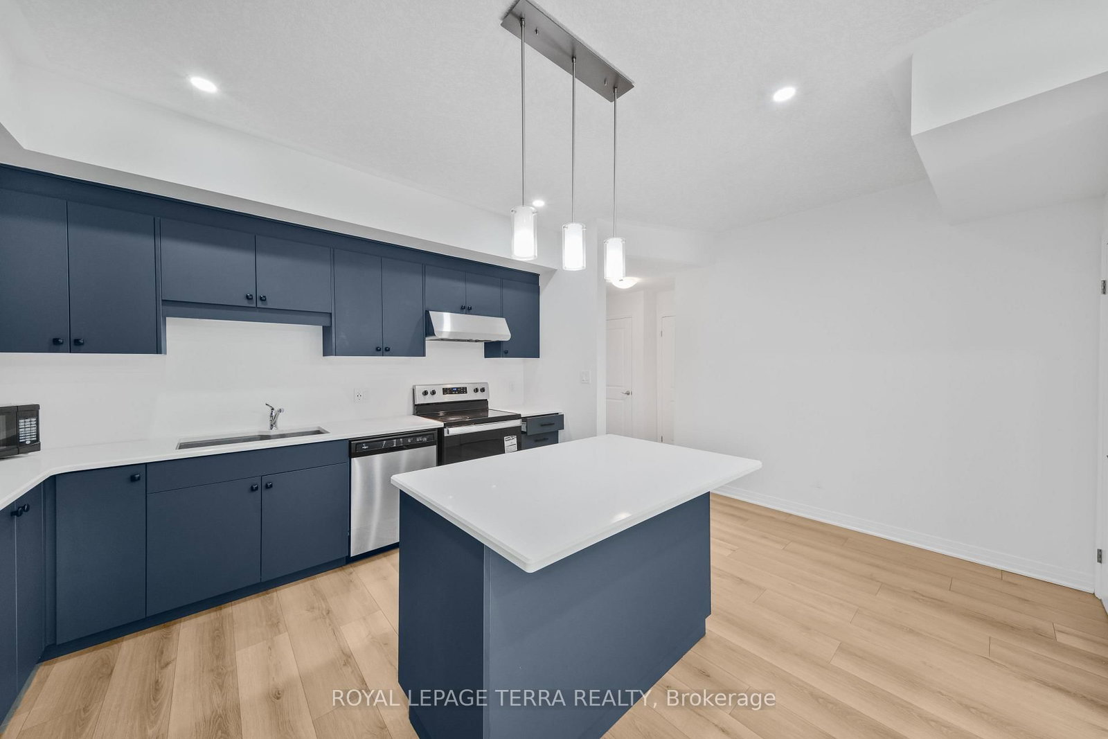 25 Isherwood Avenue • #56 • Cambridge, ON photo 8