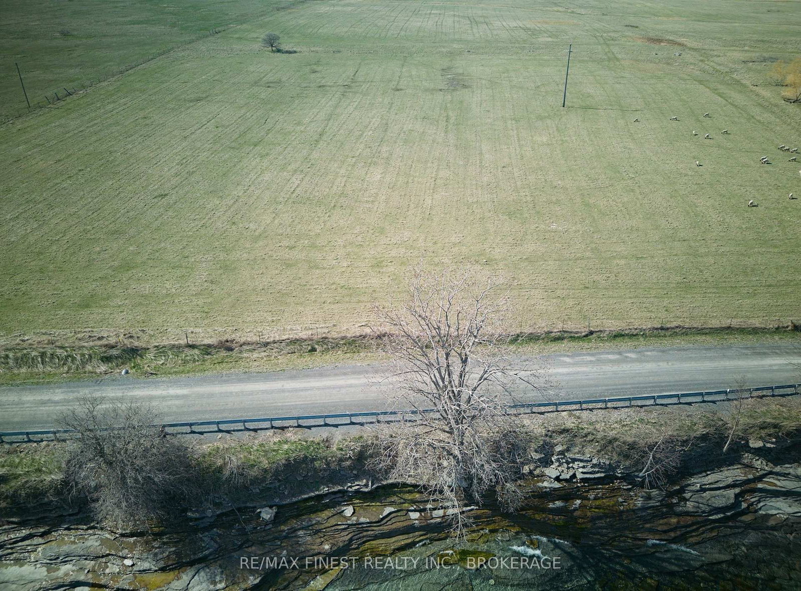 LT 17 PT 2 SOUTH SHORE Road • Stella, ON photo 10