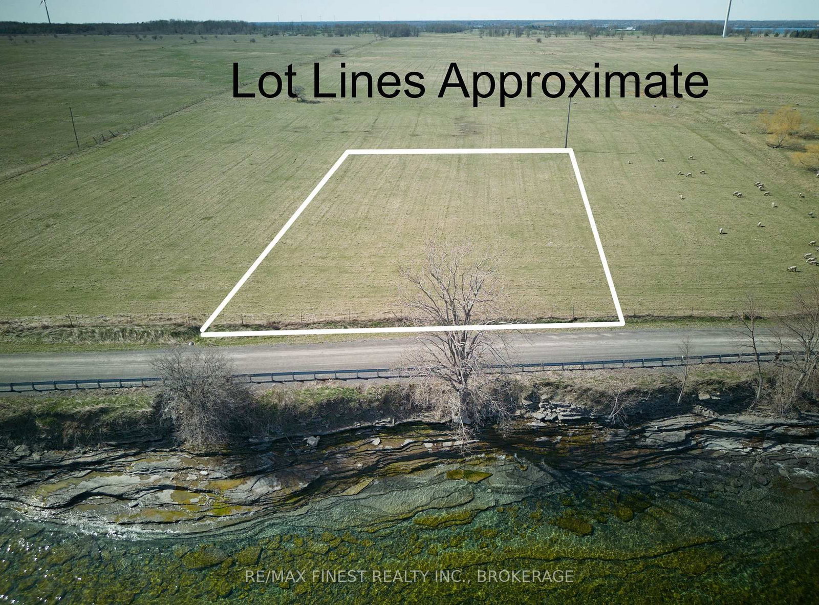 LT 17 PT 2 SOUTH SHORE Road • Stella, ON photo 11