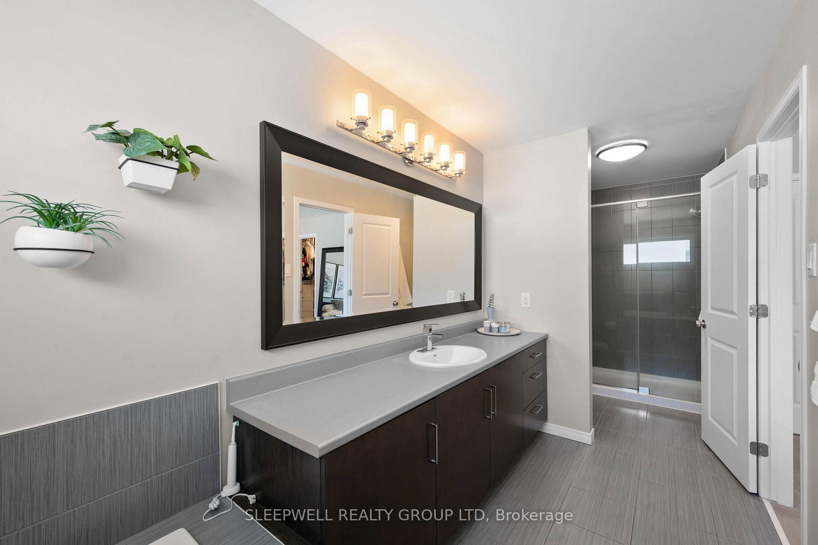 147 Westphalian Avenue • Ottawa, ON photo 20