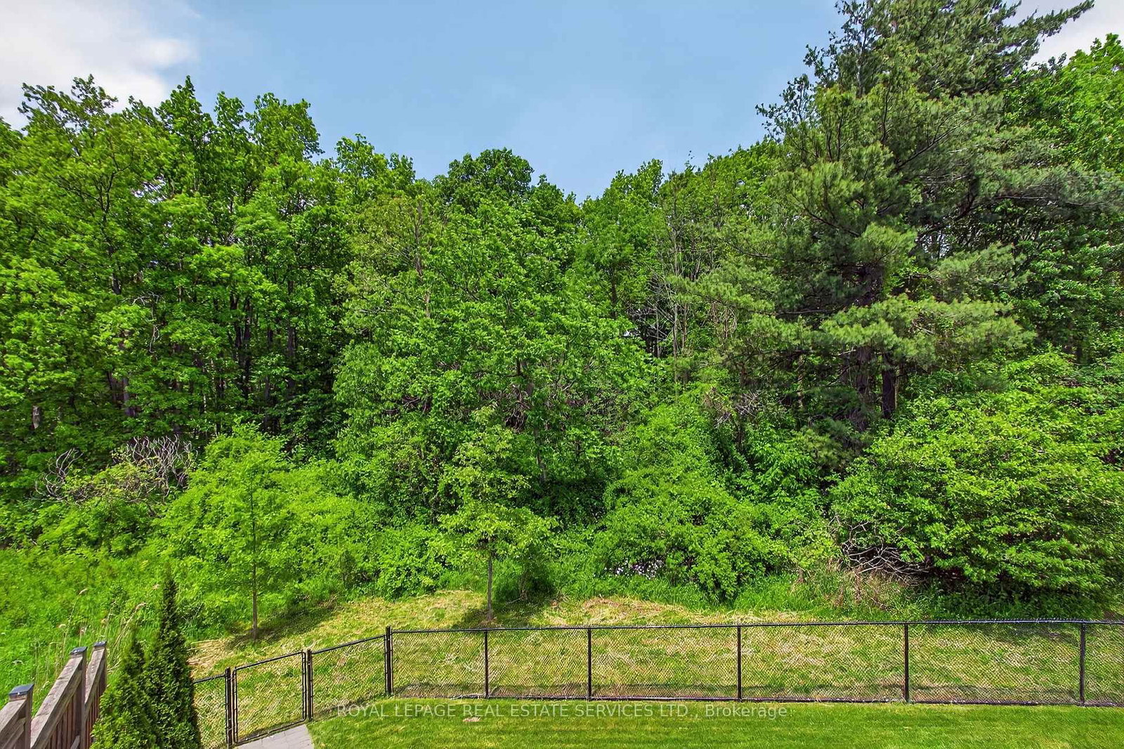 31 Dorr Court • Hamilton, ON photo 18