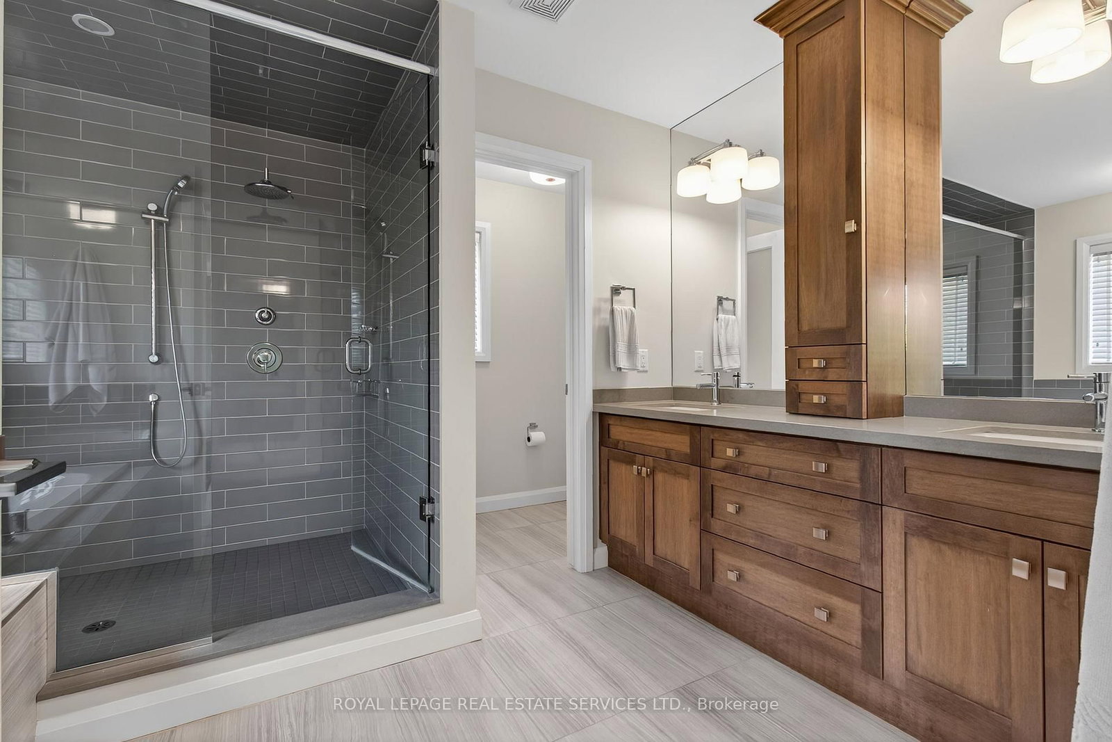31 Dorr Court • Hamilton, ON photo 24