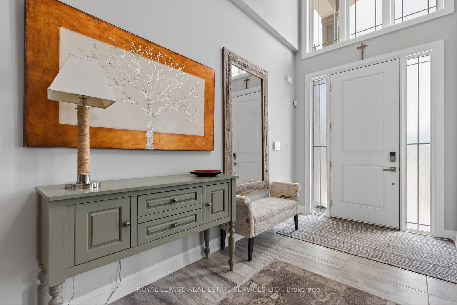 31 Dorr Court • Hamilton, ON photo 3